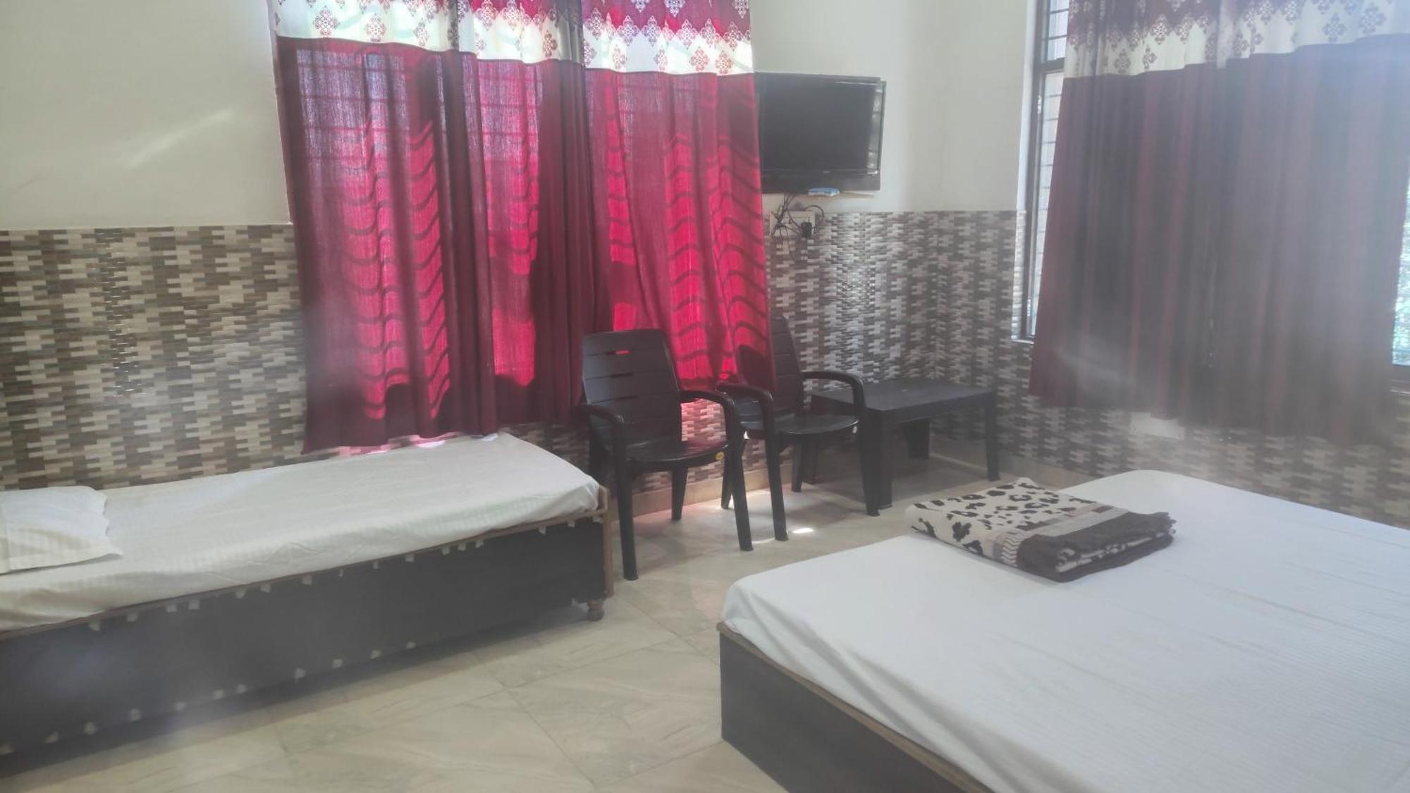 Tushar Guest House Jawāla Mukhi Exterior photo